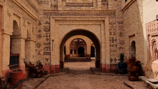 جولة داخل لا ميدينا اكادير